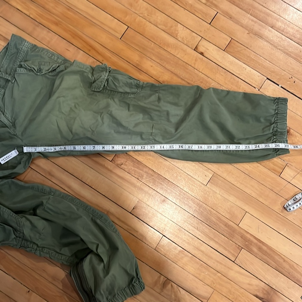 American Eagle Pants - Picture 16 of 16